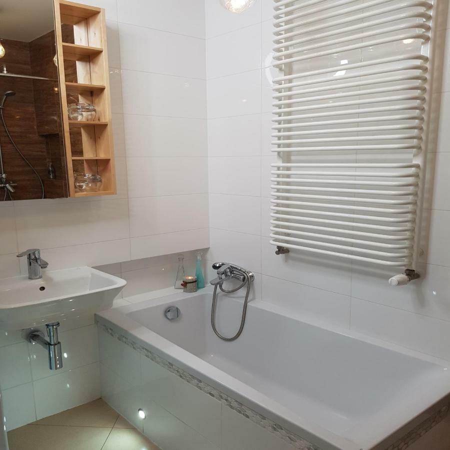Apartament Zwyciestwa Γκλίβιτσε Εξωτερικό φωτογραφία